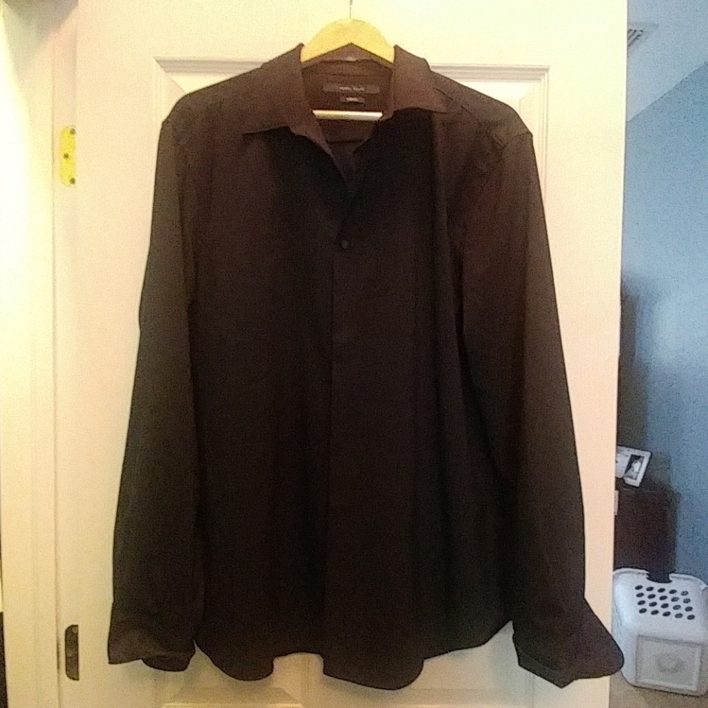 Perry Ellis men's dress shirt